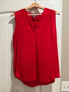 Vince Camuto Bright Red V-Neck Sleeveless Top